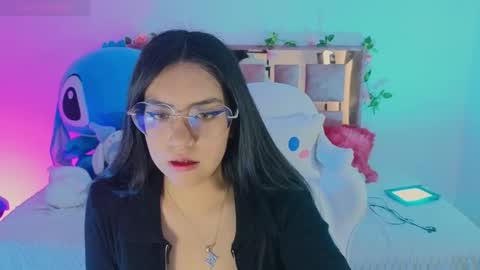 mia_bnnyy online show from 5, 10, 2025