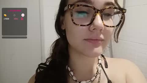 Snapshot of mia_boone chatting on 30, 1, 2025 mia_boone online show from 30, 1, 2025
