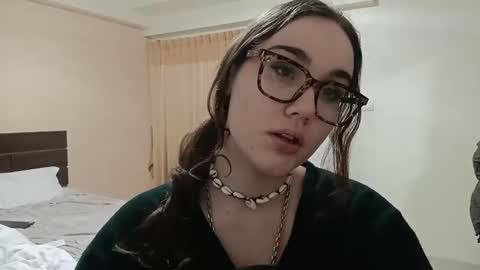 Snapshot of mia_boone chatting on 1, 3, 2025 mia_boone online show from 1, 3, 2025