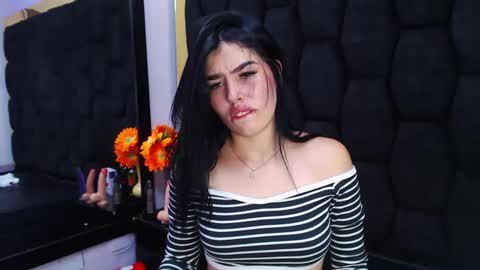 Snapshot of mia_charlothe chatting on 13, 2, 2025 mia_charlothe online show from 13, 2, 2025