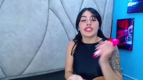 Snapshot of mia_charlothe chatting on 1, 3, 2025 mia_charlothe online show from 1, 3, 2025