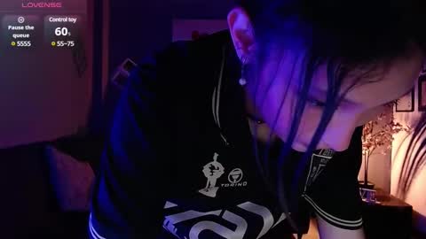 Snapshot of mia_collens_ chatting on 8, 1, 2025 MIA online show from 8, 1, 2025