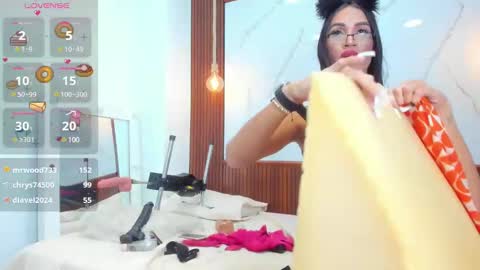 Mia Conde online show from 27, 2, 2025