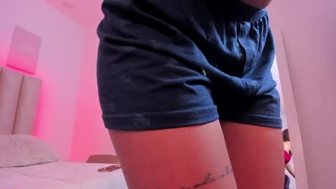 mia_corner online show from 27, 3, 2026