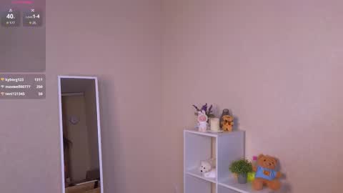 Snapshot of mia_crazyy chatting on 19, 10, 2025 U can call me Angel3 online show from 19, 10, 2025