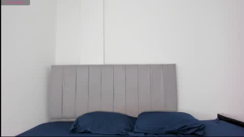 Snapshot of mia_cute25 chatting on 6, 2, 2026 online show from 6, 2, 2026