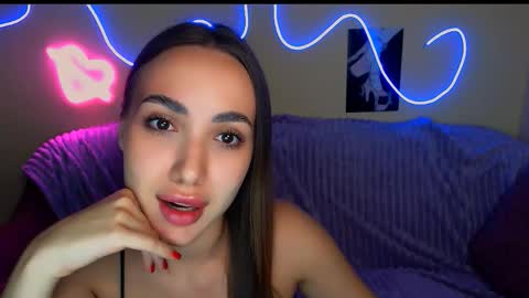 Snapshot of mia_cutie77 chatting on 26, 9, 2025 mia_cutie77 online show from 26, 9, 2025