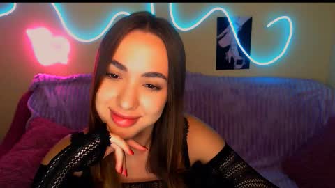 Snapshot of mia_cutie77 chatting on 29, 9, 2025 mia_cutie77 online show from 29, 9, 2025