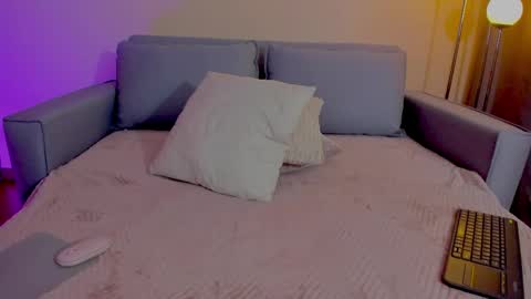 Sarah Luna online show from 28, 2, 2026