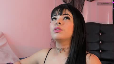 Mia online show from 8, 12, 2024