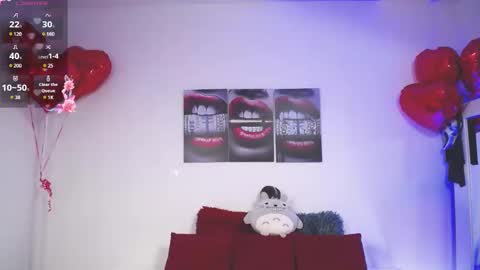 Snapshot of mia_downson chatting on 12, 2, 2025 Mia online show from 12, 2, 2025