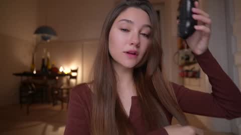 Snapshot of mia_dynasty chatting on 1, 11, 2025 Mia online show from 1, 11, 2025