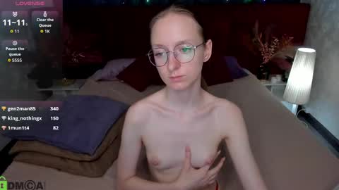 mia_e1fie online show from 18, 5, 2026