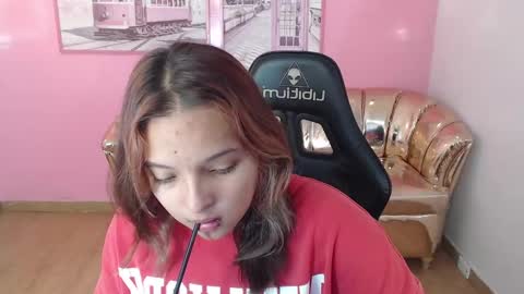 Snapshot of mia_foster_t chatting on 6, 10, 2025 Mia online show from 6, 10, 2025