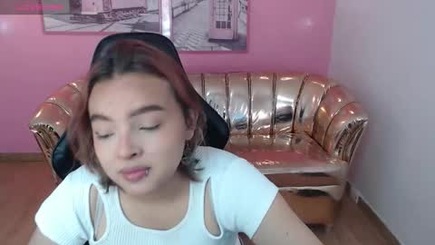 Snapshot of mia_foster_t chatting on 21, 10, 2025 Mia online show from 21, 10, 2025