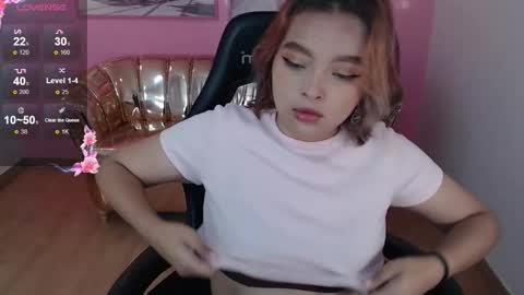 Snapshot of mia_foster_t chatting on 28, 10, 2025 Mia online show from 28, 10, 2025