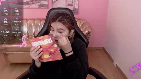 Snapshot of mia_foster_t chatting on 8, 11, 2025 Mia online show from 8, 11, 2025