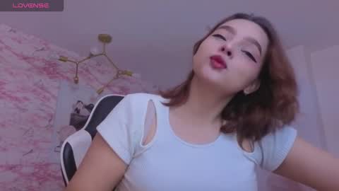 Snapshot of mia_foster_t chatting on 1, 3, 2026 Mia online show from 1, 3, 2026