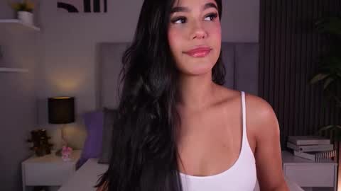 Mia  online show from 18, 3, 2026