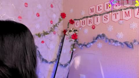 Mia online show from 1, 12, 2025