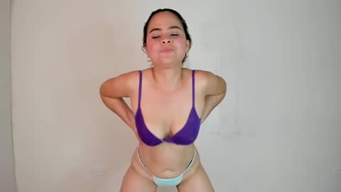 Mia online show from 28, 1, 2025