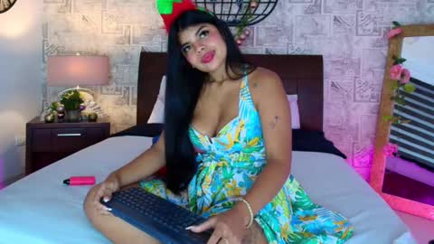 Mia online show from 20, 12, 2024