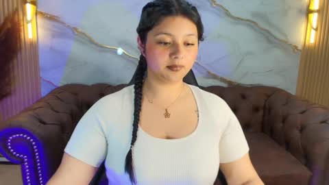 Mia online show from 23, 9, 2025