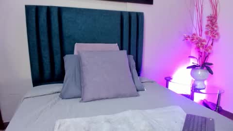 Mia online show from 24, 3, 2026