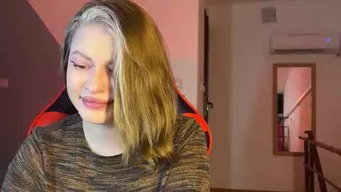 Mia online show from 12, 9, 2025