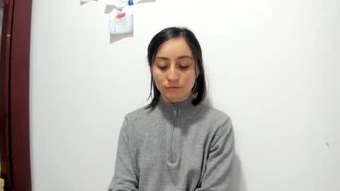 mia kaneee online show from 24, 1, 2025