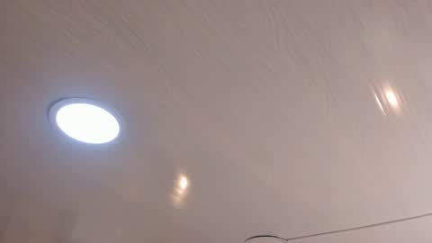 Mia online show from 12, 11, 2025