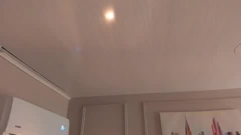 Mia online show from 22, 3, 2026