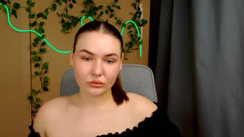 mia_lemm online show from 14, 5, 2026