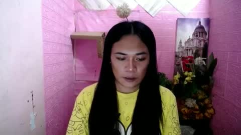 Mia online show from 12, 3, 2025