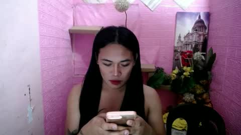 Mia online show from 12, 3, 2025