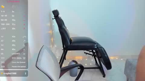 Luci  online show from 4, 2, 2026