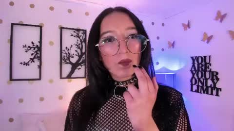 Mia online show from 27, 7, 2026
