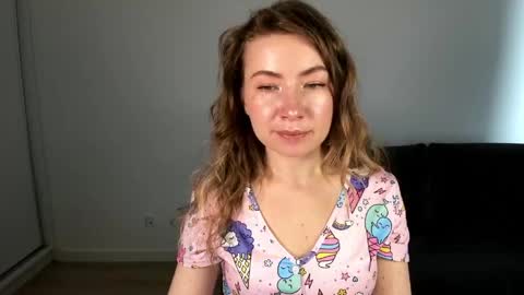 Mia online show from 23, 4, 2026