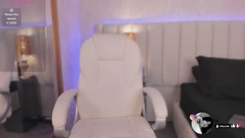    online show from 30, 9, 2025