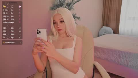 Snapshot of mia_milagros chatting on 18, 9, 2025 mia_milagros online show from 18, 9, 2025