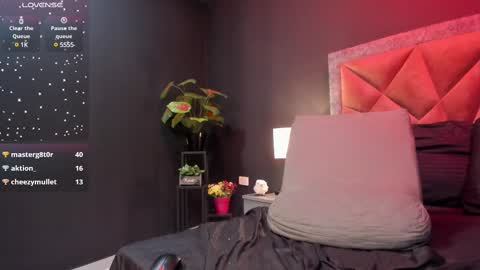 MIA  online show from 18, 2, 2025