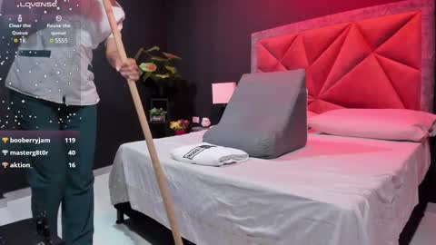 MIA  online show from 19, 2, 2025