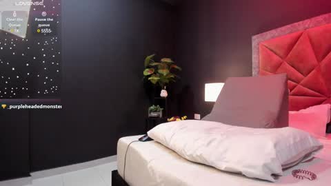 MIA  online show from 11, 3, 2025