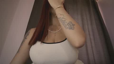 Snapshot of mia_millers2311 chatting on 22, 10, 2025 mia independent model online show from 22, 10, 2025