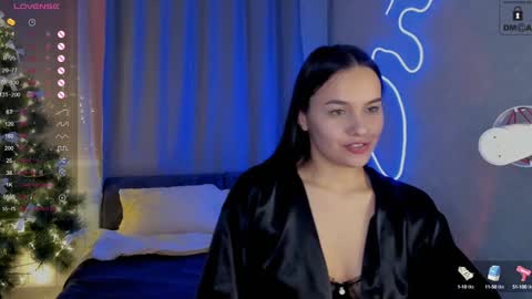 Snapshot of mia_mit chatting on 13, 1, 2025 Mia online show from 13, 1, 2025