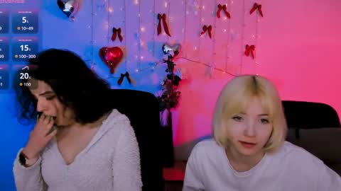 mia_mooon_ online show from 28, 4, 2026