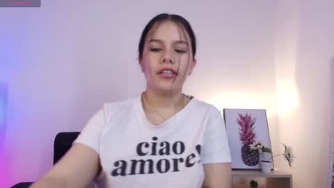 Snapshot of mia_moralez chatting on 7, 3, 2025 MIA online show from 7, 3, 2025
