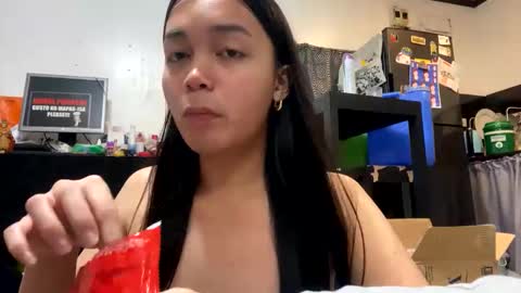 Snapshot of mia_mow chatting on 25, 1, 2025 They called me MIA online show from 25, 1, 2025
