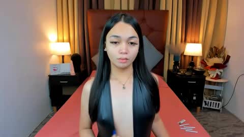 Snapshot of mia_mow chatting on 19, 2, 2025 They called me MIA online show from 19, 2, 2025