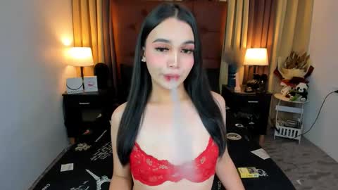 Snapshot of mia_mow chatting on 23, 2, 2025 They called me MIA online show from 23, 2, 2025